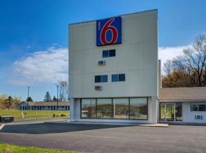 Motel 6 Bellville, OH - Mid Ohio