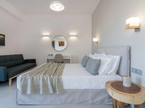 Elia Luxury Villa