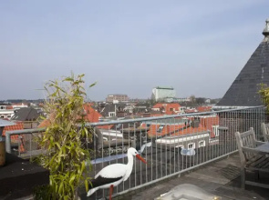 Royal Suites Short Stay