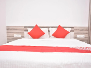 OYO 29437 Ramesh Inn