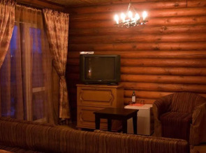 Петров Двор