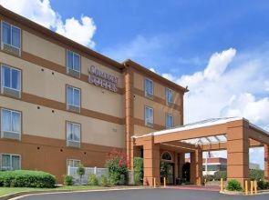 La Quinta Inn & Suites By Wyndham Memphis I-240