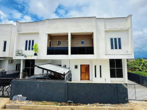 Nextdoor Apartment