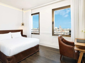 H10 Montcada Boutique Hotel