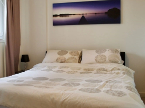 1 Bedroom Apartment By The Sea In Leith