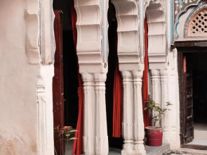 Shruti's Vedaaranya Haveli at Ramgarh Shekhawati