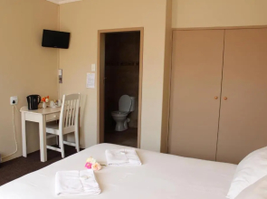 Travel Lodge