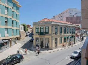 Liiiving in Porto Luxury Beachfront Apartment VI