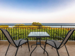 Seaheaven House B4 - Beachfront Nest Memi Koroni