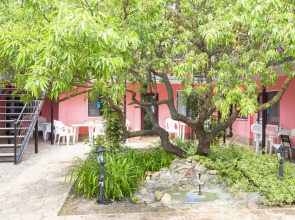 U Yudzhina Guest House