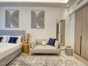 Elegant studio in Me Do Re Tower