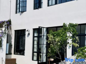 Shi HuanLight luxury healing vacation villa (Jianshui ancient city Wenchang store)