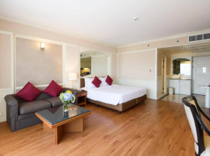 Centre Point Plus Hotel Pratunam