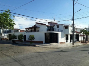 Casona de los Pinto