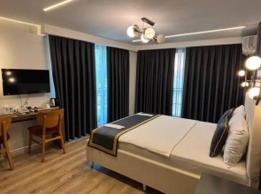 The Pearl Airport Hotel