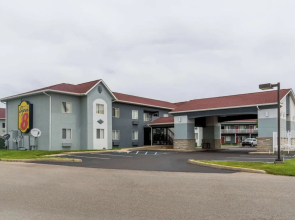 Super 8 Indianapolis/NE/Castleton Area