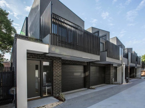 89 Fancy Doncaster Home