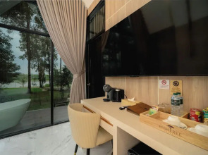 High Tree Resort Co.,Ltd.