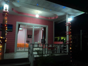 Baan Captain Hook at Koh Larn