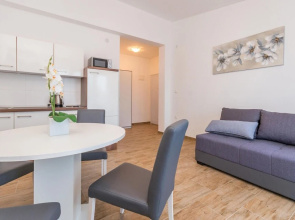 Nice Apartment in Biograd na Moru With Wifi