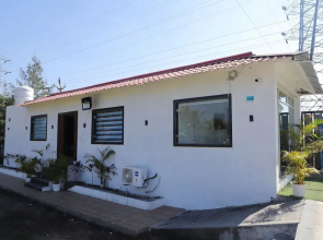 Cosmos Resort Maliblu