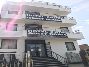 OYO 82544 Hotel Rajni Guest House