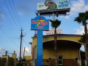 Star Light Inn