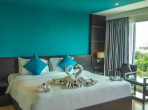 Unique Regency Hotel