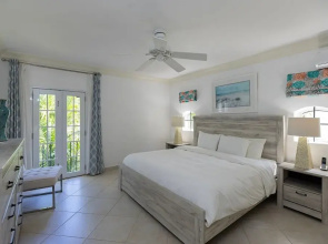 Glitter Bay Estate 214 1 Bedroom Apts