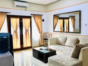 Adiputra Guesthouse Tata Bumi