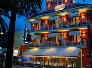 Hotel Lo Squalo