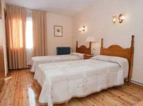 Hotel Llacs De Cardos