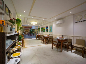 Galliot Central Hotel