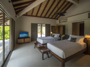 The Residence Maldives at Dhigurah Hotel