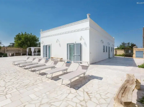 1695 Villa Albarosa in Ruffano