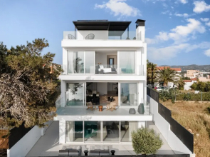 Black Stone Villa