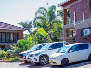 Comfort-driven Hotel Rooms in Hazeldene - 2335