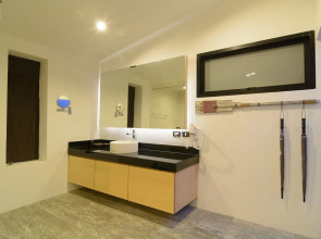 Ao Cho Grandview Hideaway Resort