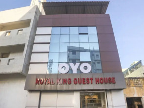 OYO 48277 Royal Kings Guest House