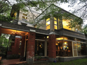 Ming Shan Villa