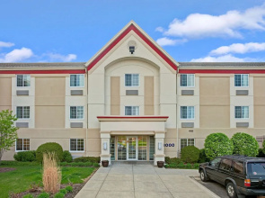 Hawthorn Suites by Wyndham Northbrook Wheeling
