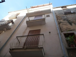 House With 2 Bedrooms in Fondi, With Balcony Near the Beach