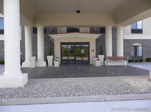 Holiday Inn Express & Suites Shelbyville Indianapolis by IHG