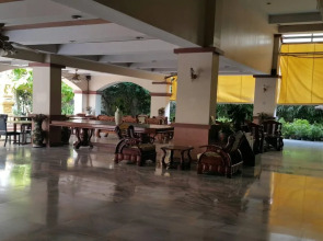 Mike Beach Resort Pattaya - SHA