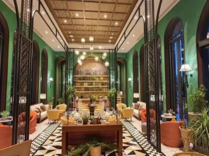 Hua Hin 1 Bedroom pool view near beach, cicada