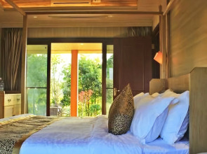 Kangquan Yunhai Hot Spring Hotel