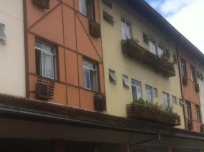 Mime Hotel