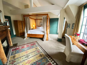The Red Lion Inn