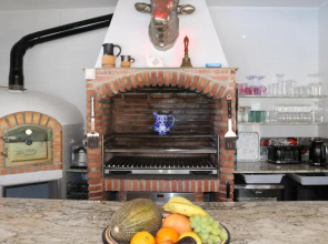 Exceptional Costa del Sol villa for 8, Hi spec, Tranquil setting, Amazing views. Heated pool.