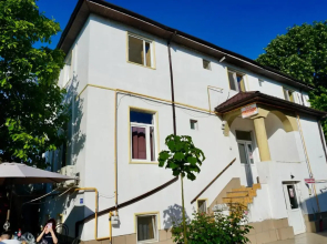 Alfredo Hostel